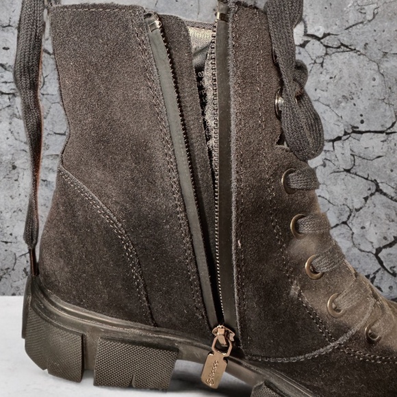 Blondo Waterproof Black Suede Lace-Up Side Access Boots Size 9 W/Sherpa Fleece - Picture 9 of 12